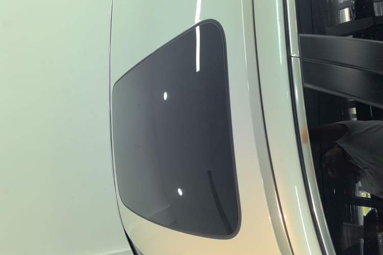 Used BMW 5 Series 2015 535Li Leading Model