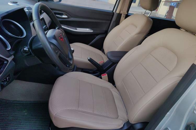 Used Wuling Hongguang 2021 1.5L Facelifted S Comfort Version with Electric Power Steering LAR
