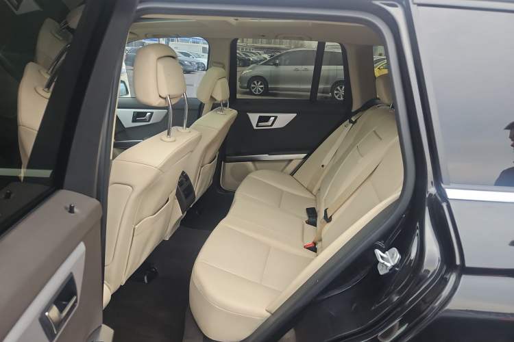 Used Mercedes-Benz GLK-Class 2013 Facelift GLK 300 4MATIC Fashion Edition
