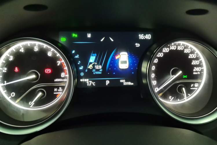 Used Toyota Camry 2021 2.0G Luxury Edition