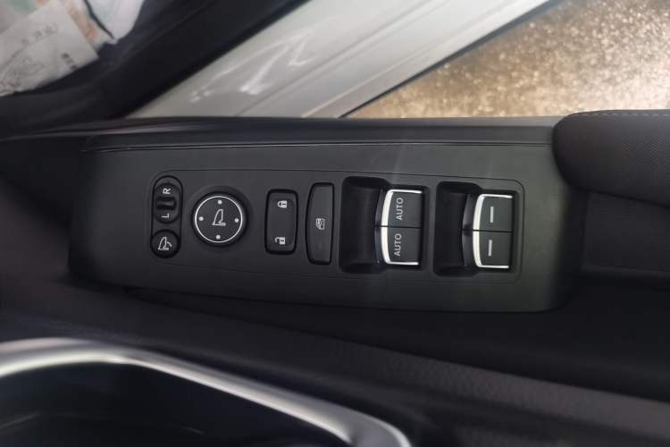 Used Honda Civic 2023 HATCHBACK 240TURBO CVT Zhiyue Edition
