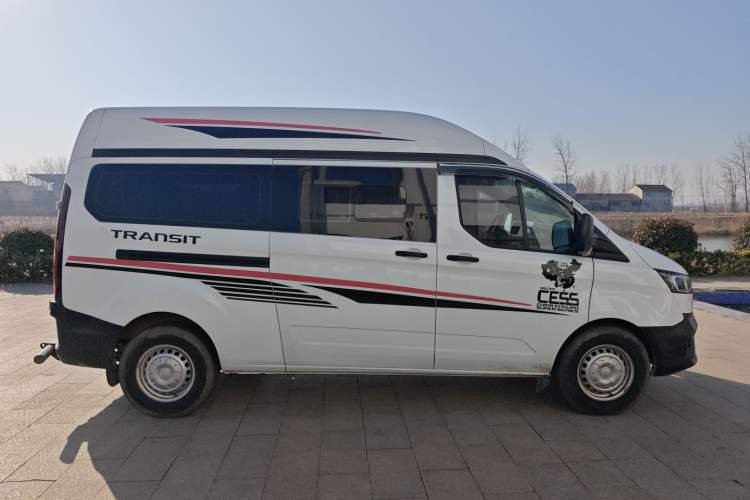 Used Ford Transit 2023 2.0T Diesel Automatic Multi-Purpose Commercial Vehicle Mid-Frame Mid-Roof 5/6 Seats