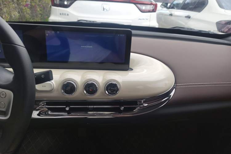 Used Wuling Bingo 2024 333 km Enjoyment Version
