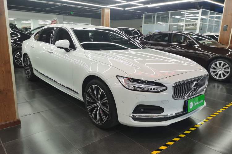 Used Volvo S90 2021 B5 Luxury Smart Edition
