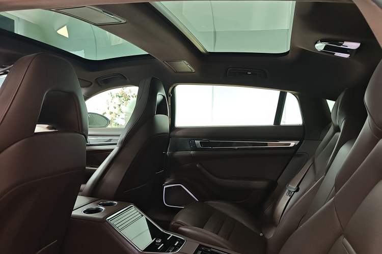 Used Porsche Panamera 2023 Panamera 4 Executive Long Wheelbase 2.9T
