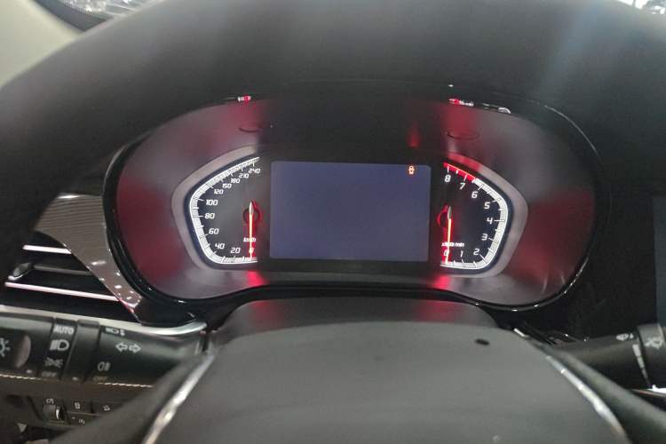 Used Changan CS85 COUPE 2019 1.5T DCT Luxury Version China VI Standard