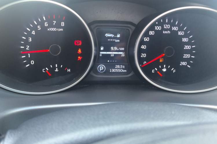 Used Kia Sportage R 2015 2.0L Automatic Two-Wheel Drive DLX Model