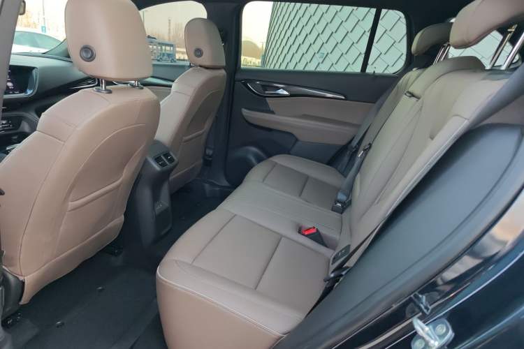 Used Buick Envision 2021 Encore Plus 652T Five-Seat Luxury Model
