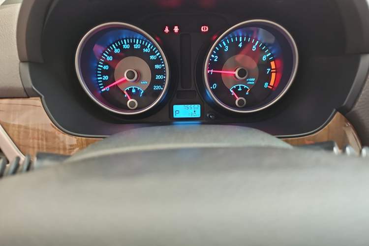 Used Buick Excelle 2015 1.5L Automatic Classic Model
