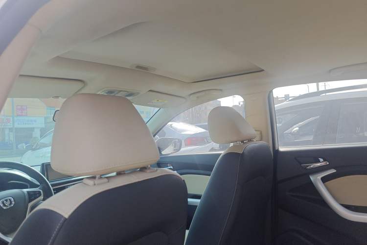 Used Changan Alsvin V7 2016 1.6L Automatic Enjoyment Model China V Standard