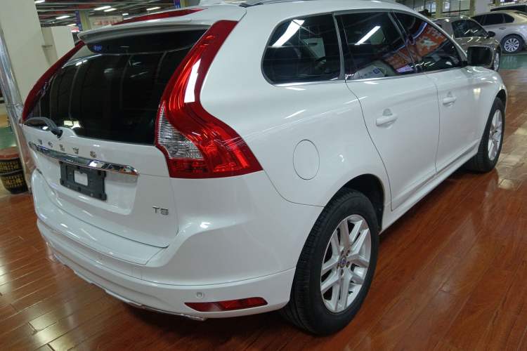 Used Volvo XC60 2017 T5 Smart Upgrade Edition
