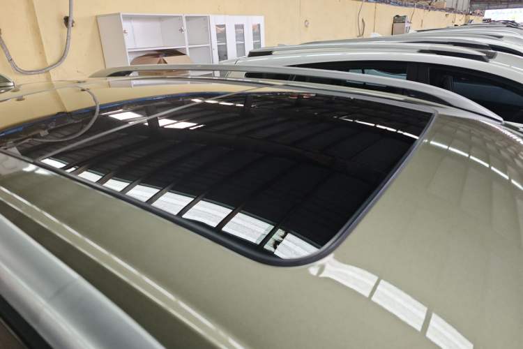 Used Ford Kuga 2018 EcoBoost 180 Two-Wheel-Drive Platinum Edition
