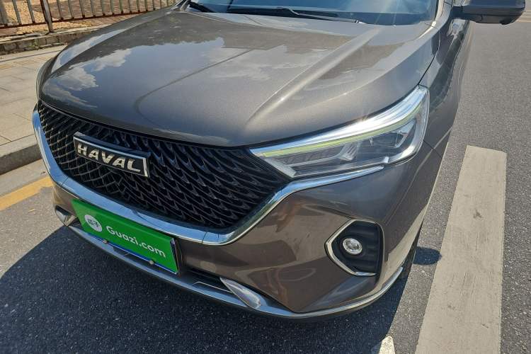 Used Haval M6 2021 PLUS 1.5T DCT Prestige Smart Connectivity Model
