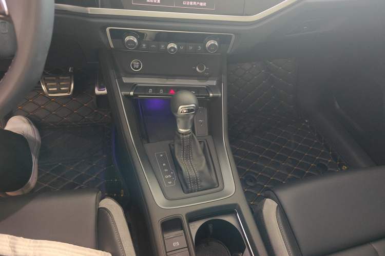 Used Audi Q3 2024 35 TFSI Fashion Dynamic Edition
