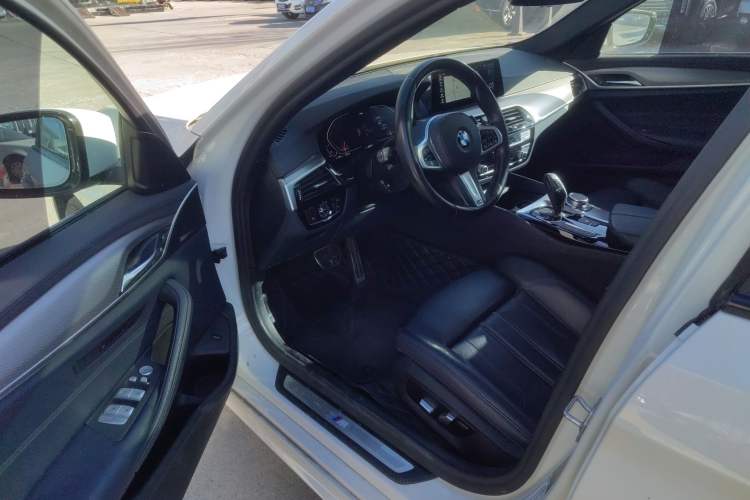 Used BMW 5 Series 2019 Restyled 525i M Sport Package
