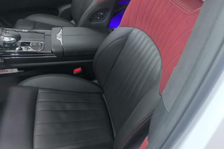 Used GAC Trumpchi M8 2023 Zongshi Series Dual-Motor Supreme Edition
