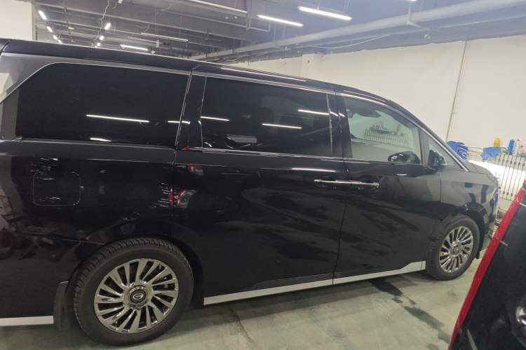 Used GAC Trumpchi M8 2024 Zongshi Series Dual-Motor Flagship Edition