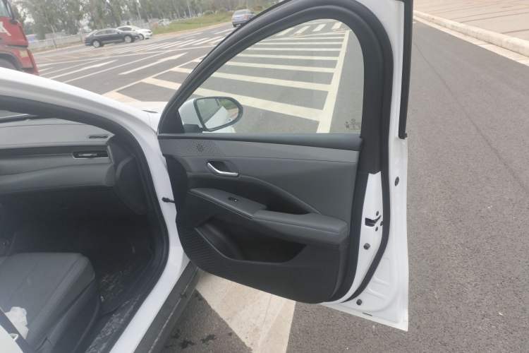 Used BYD Qin PLUS 2025 DM-i Smart Drive 55KM Leading Model
