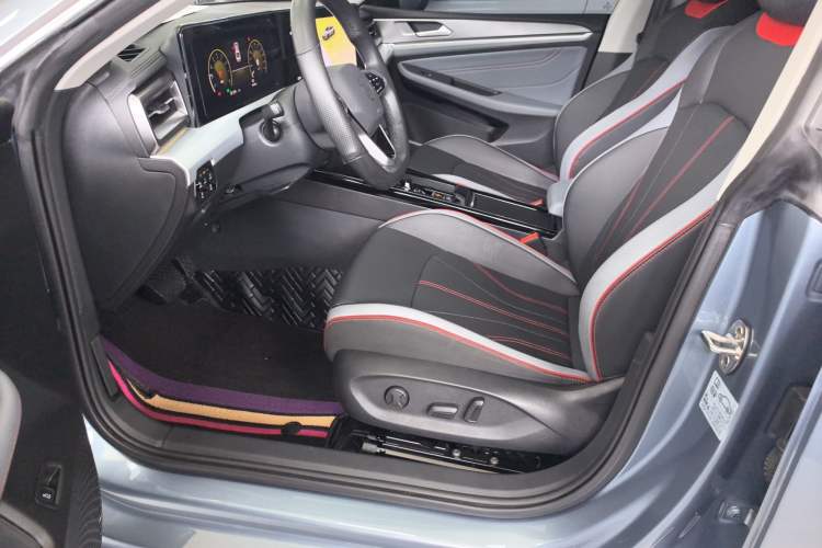 Used Volkswagen Lamando 2022 Lavida L 280TSI DSG Cool & Spicy Edition
