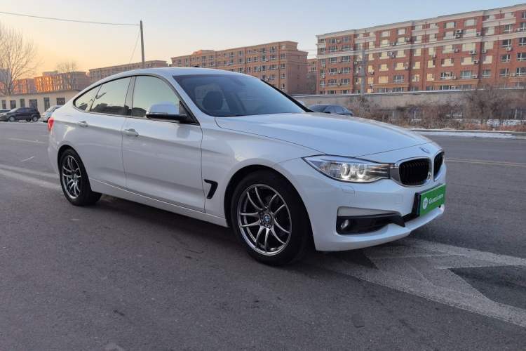 Used BMW 3 Series GT 2014 320i Leading Model