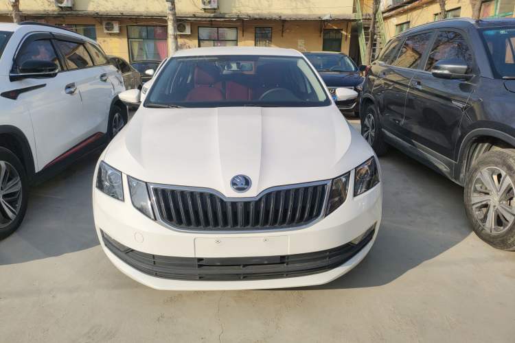 Used Skoda Octavia 2020 1.5L Manual Standard Edition