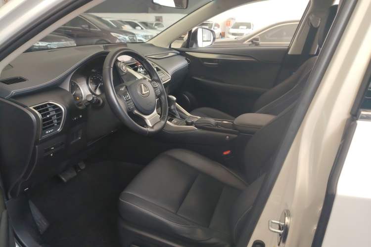 Used Lexus NX 2015 200T All-Wheel-Drive Fēngshàng Edition
