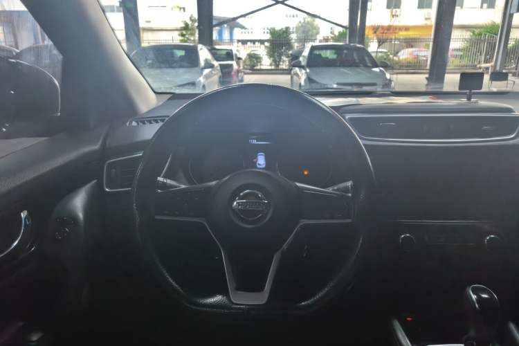 Used Nissan Qashqai 2019 2.0L CVT Smart Enjoyment Version
