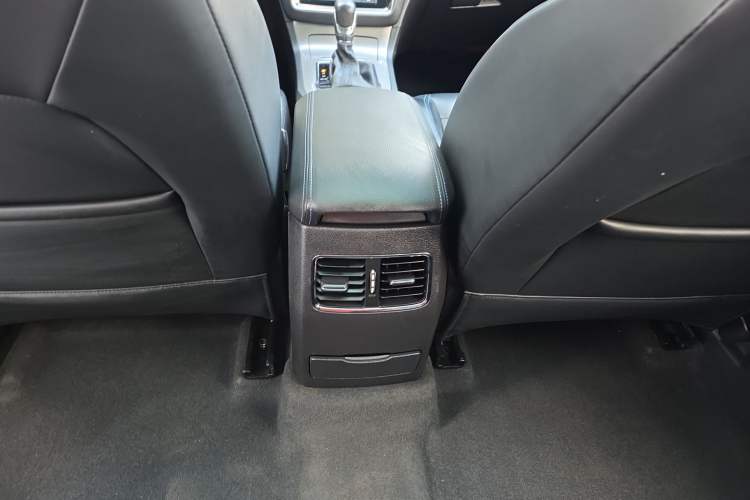 Used Roewe RX5 2020 20T Automatic 4G Connected Million Edition
