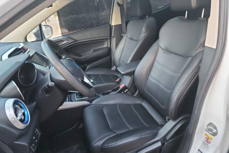 Used BYD Yuan New Energy 2019 EV360 Smart Connect Elite Model
