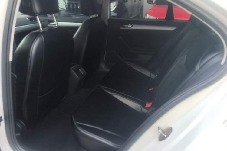 Used Volkswagen Lamando 2019 230TSI DSG Vision Edition China VI Standard
