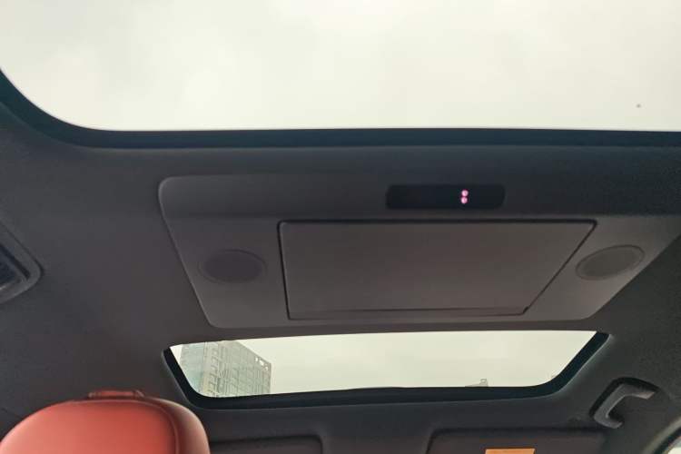 Used Li Auto L9 2022 Max model
