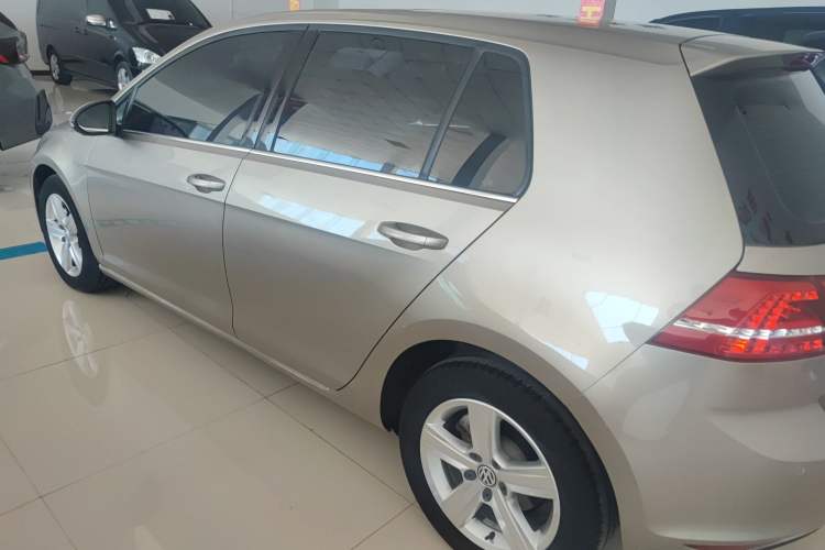 Used Volkswagen Golf 2016 1.6L Automatic Comfort Model
