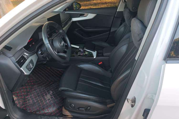 Used Audi A4L 2022 40 TFSI Luxury Dynamic Model
