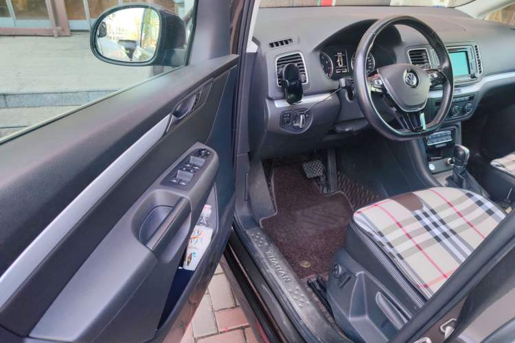 Used Volkswagen Sharan 2018 380TSI Luxury 7-Seater
