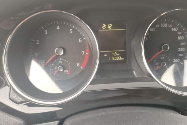 Used Volkswagen Sagitar 2015 230TSI Automatic Comfort Version
