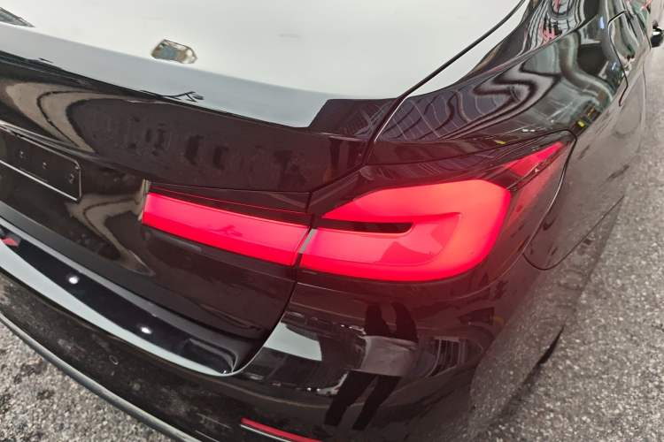 Used BMW 5 Series 2021 525Li Luxury Package
