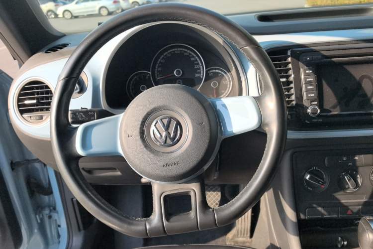 Used Volkswagen Beetle 2014 1.4TSI Fashion Edition
