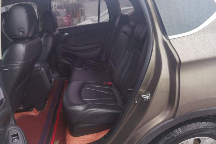 Used Buick Envision 2018 20T Two-Wheel-Drive Elite Model
