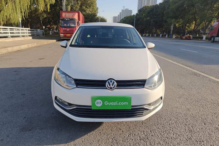 Used Volkswagen Polo 2014 1.6L Automatic Comfort Edition
