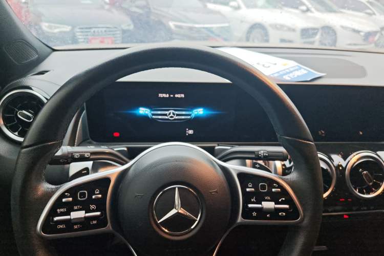 Used Mercedes-Benz GLB 2020 GLB 180 Dynamic Edition
