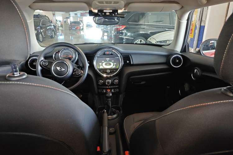 Used  MINI 2014 1.2T ONE+