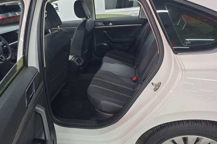 Used Volkswagen Lavida 2021 1.5L Automatic Vision Edition