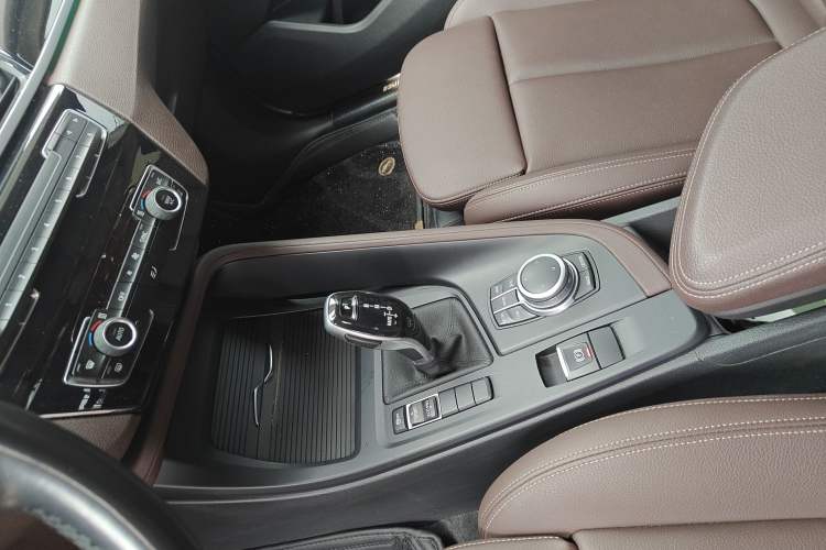 Used BMW X1 2021 Restyled sDrive25Li Leading Edition
