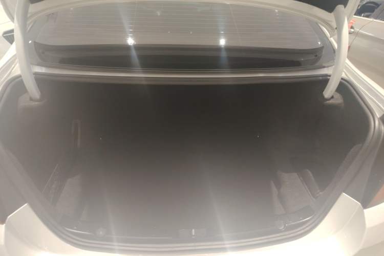 Used BMW 5 Series 2014 525Li Fashion Design Package
