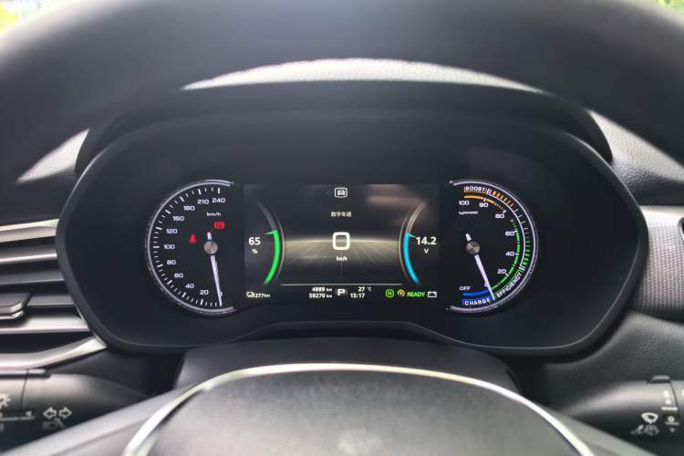 Used Roewe Ei5 2019 Smart Connect Flagship Edition
