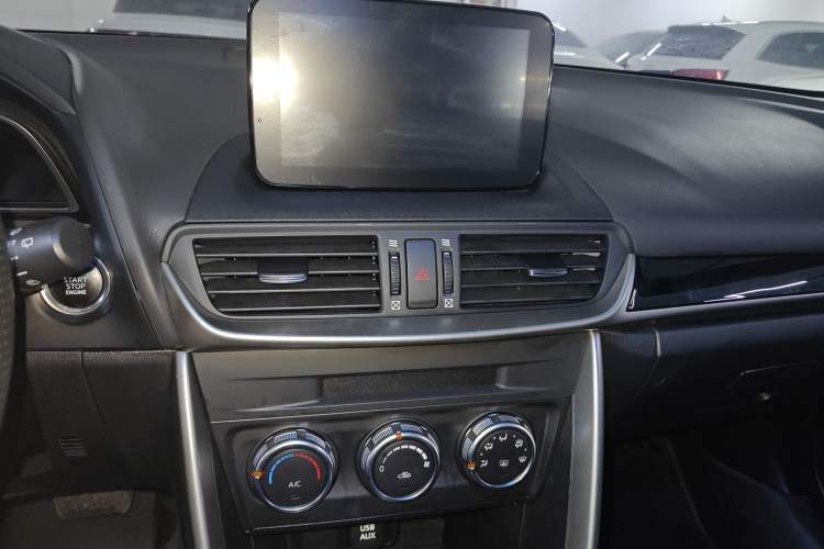 Used Mazda CX-4 2018 2.0L Automatic Two-Wheel Drive Blue Sky Dynamic Version China VI Standard
