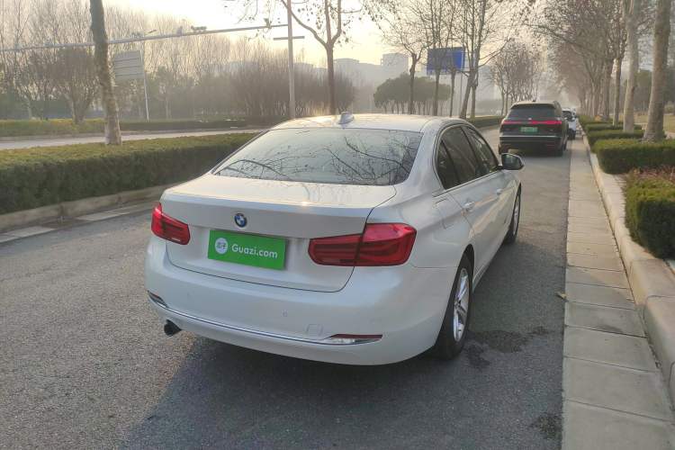 Used BMW 3 Series 2016 316Li Fashion Model
