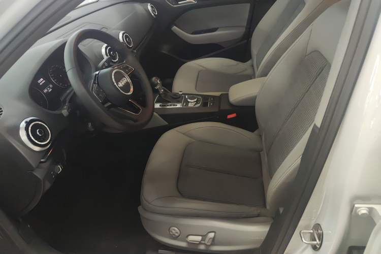 Used Audi A3 2020 Limousine 35 TFSI Fashion Edition China VI Emission Standard