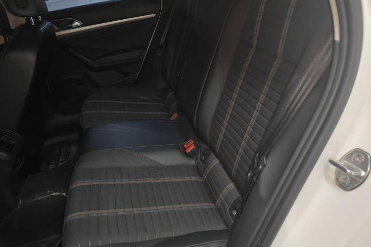 Used Volkswagen Lavida 2021 1.5L Automatic Vision Edition
