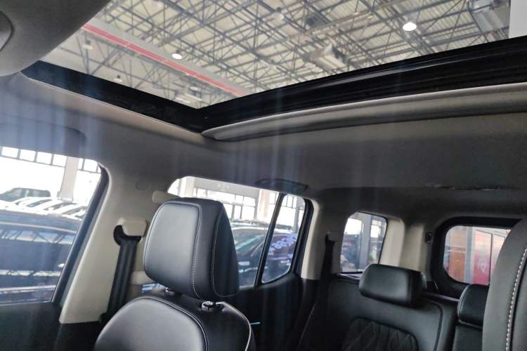 Used Tank 300 2021 Off-Road Edition 2.0T Challenger
